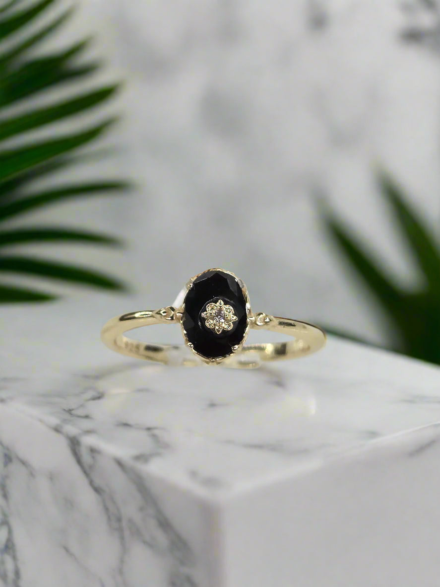 Vintage Style Black Agate Gemstone Ring