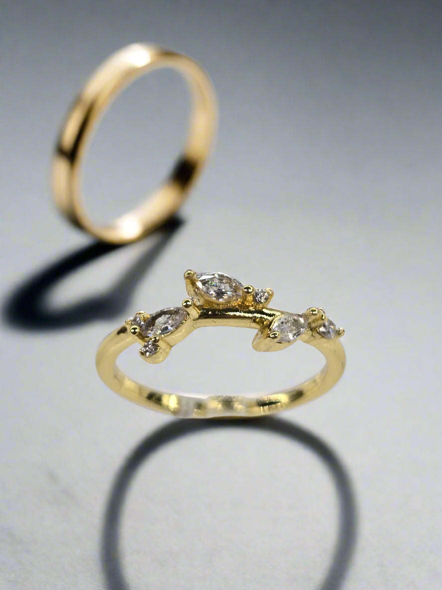 Leafy Stackable Fashion Ring