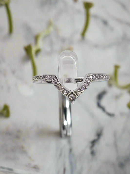 Simple Curved Ring Enhancer