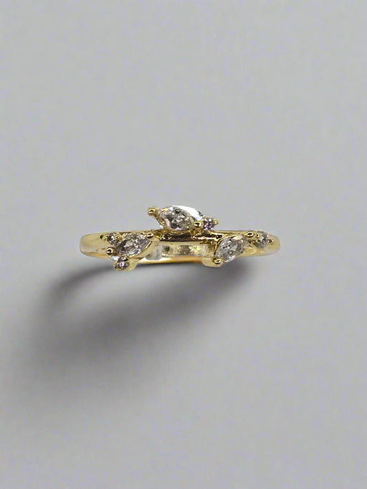 Leafy Stackable Fashion Ring