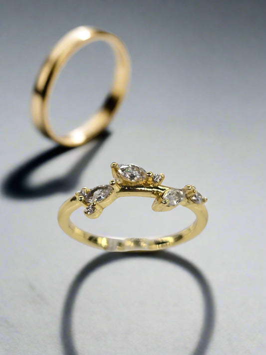 Leafy Stackable Fashion Ring