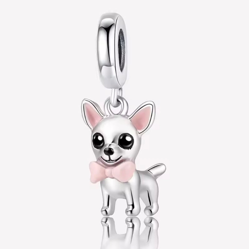 The Izzy ♡ Chihuahua Charm