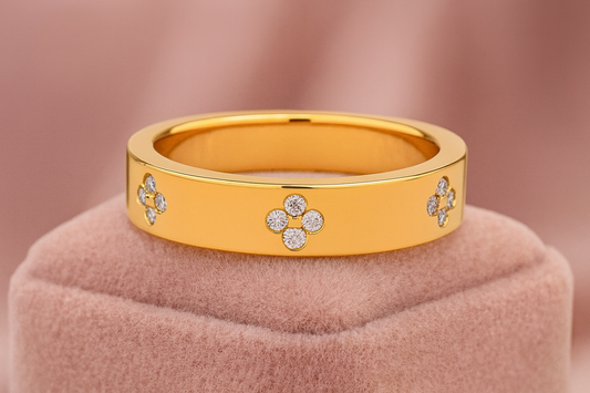 Clover Moissanite Ring